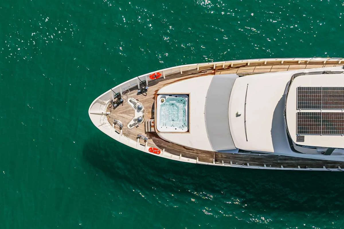 Beluga 88ft — 1